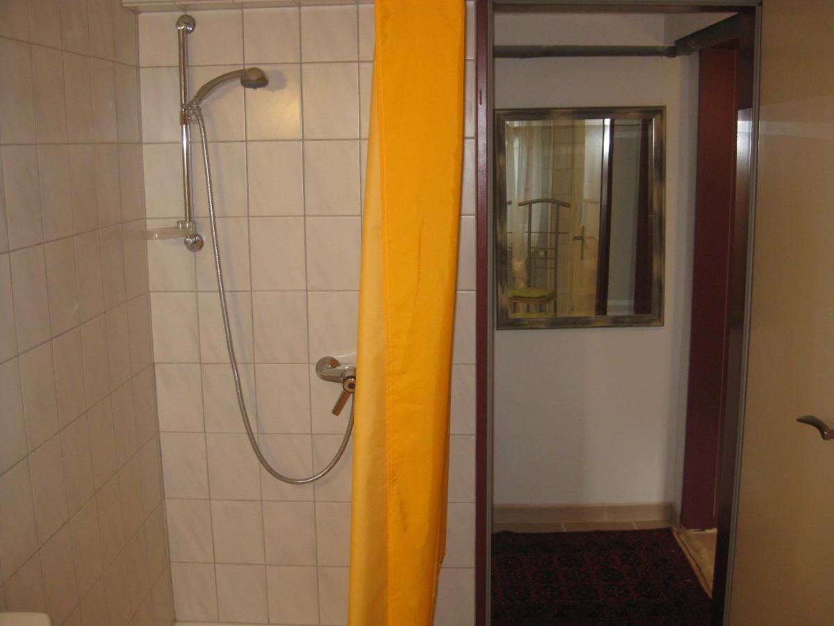 Main-Kinzig Gaestewohnung Hasselroth Esterno foto