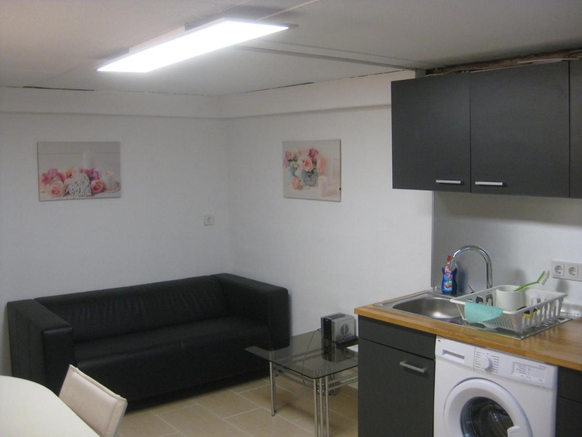 Main-Kinzig Gaestewohnung Hasselroth Esterno foto